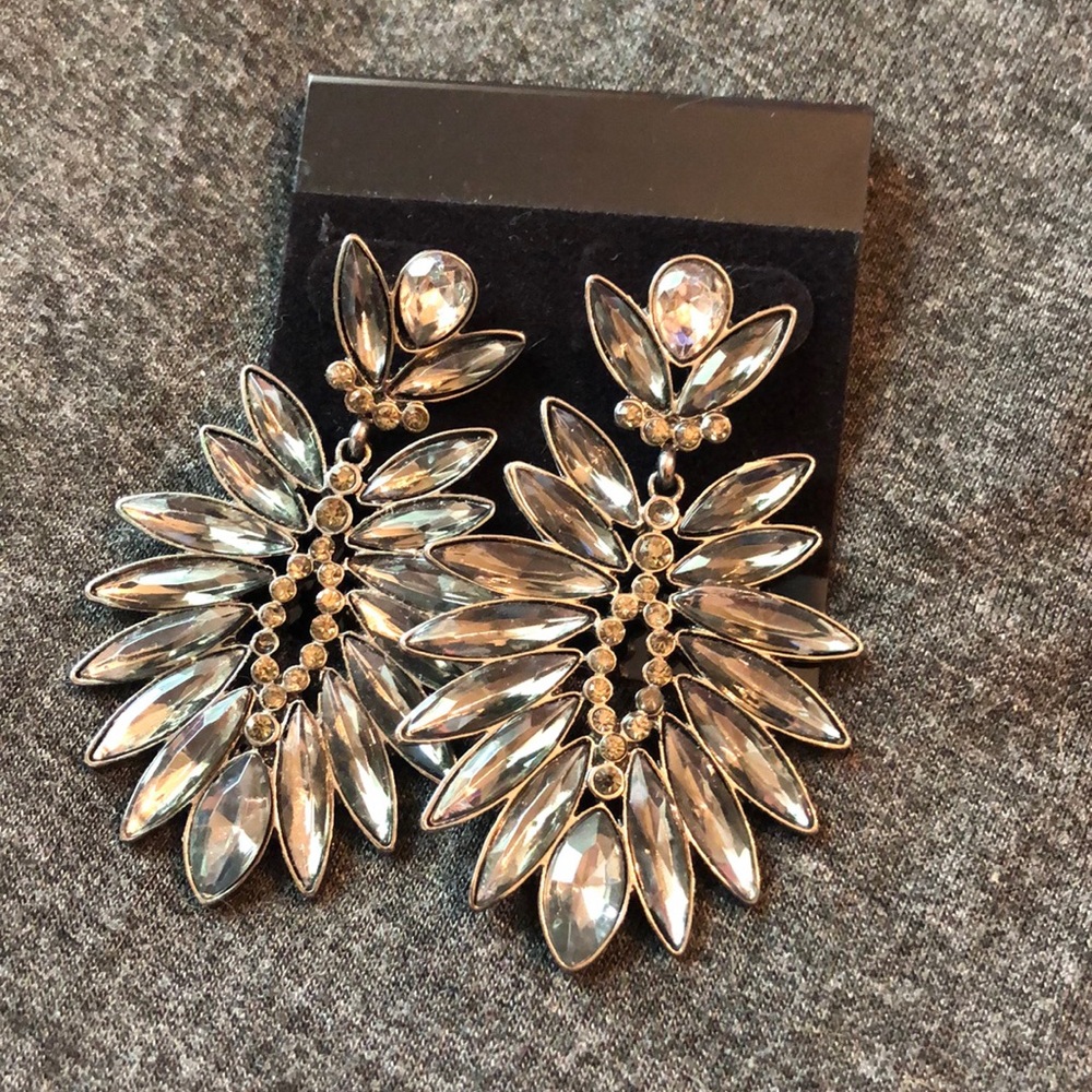 NEW Grey crystal statement earrings